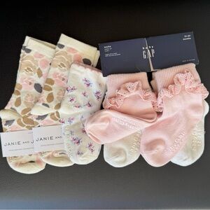 Socks (12-24 months)